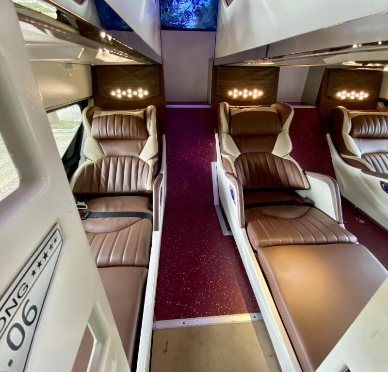 Dcar Limousine